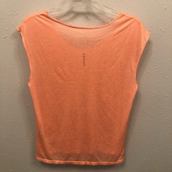 NIKE Top - Picture 6 of 7